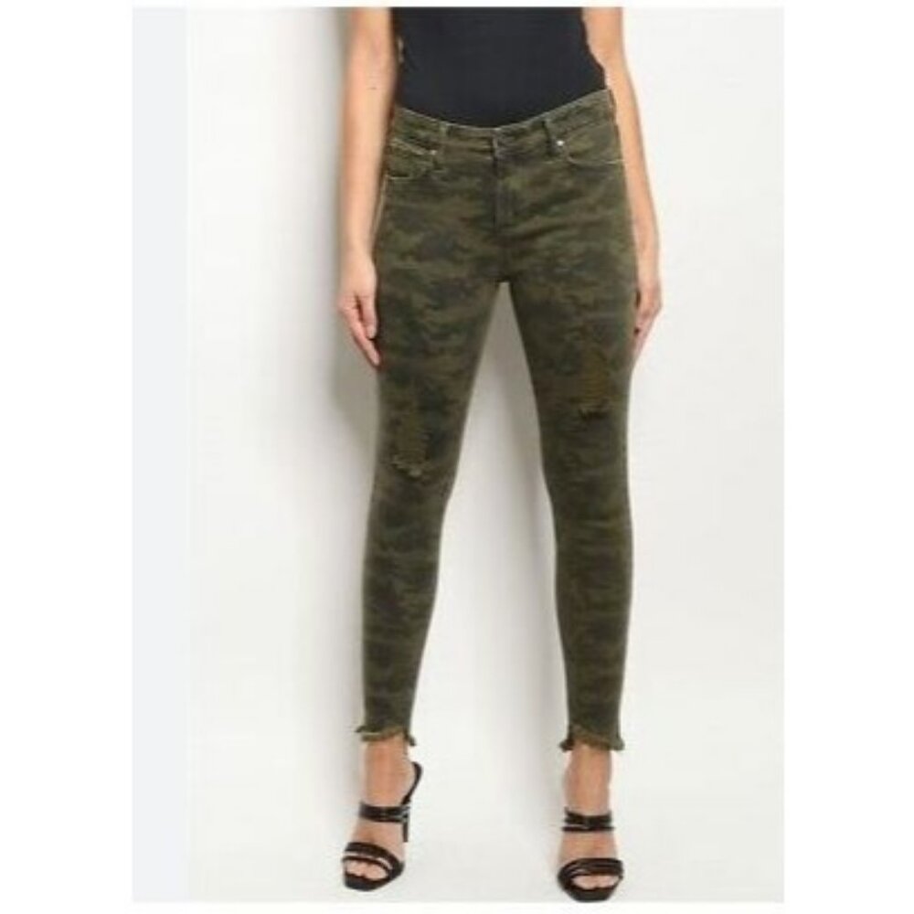 Camo Print Distressed Skinny Jeans With Raw Hem - Medium Size - Wishlist